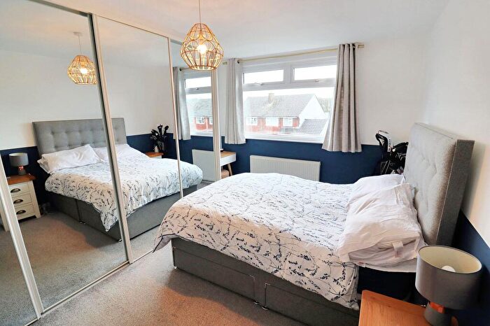 3 Bedroom Semi-Detached House For Sale In Woodleigh, Thornbury, BS35