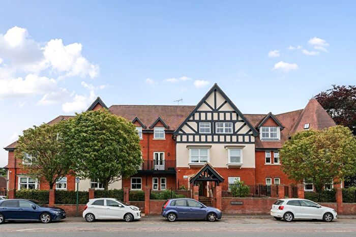 2 Bedroom Retirement Property For Sale In Sunningdale, Berkshire, SL5