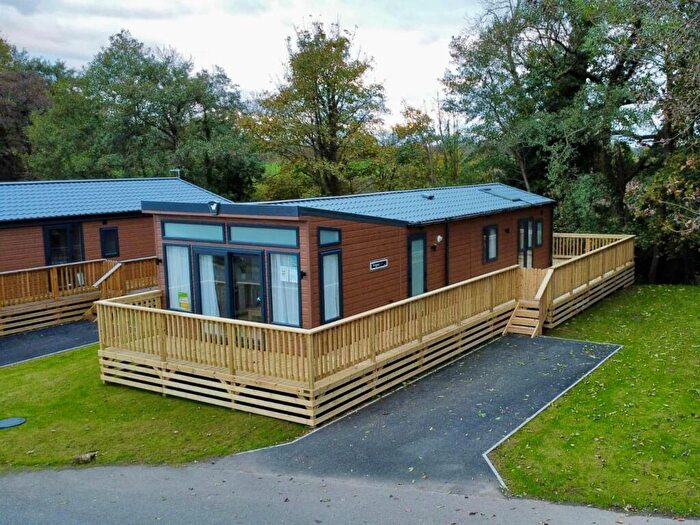 2 Bedroom Lodge For Sale In Goulton Lane, Northallerton, DL6