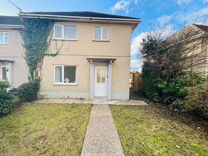 3 Bedroom End Of Terrace House For Sale In Dwyfor, Llanelli, SA15