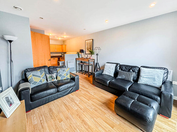 2 Bedroom Apartment For Sale In St. Stephen Street, Salford, M3