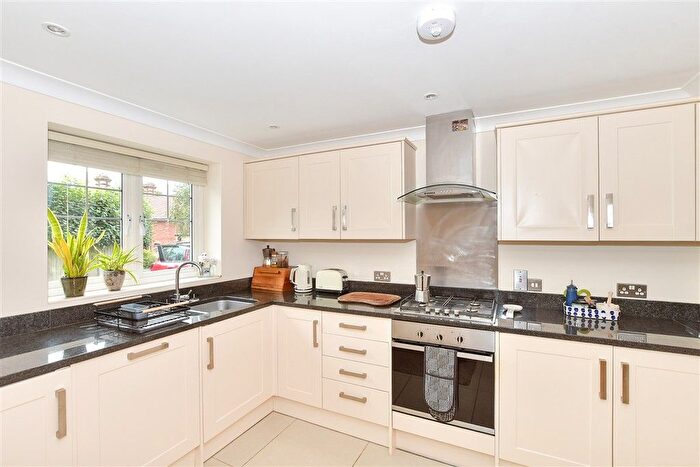2 Bedroom End Terrace House For Sale In Hempstead Road, Uckfield, East Sussex, TN22