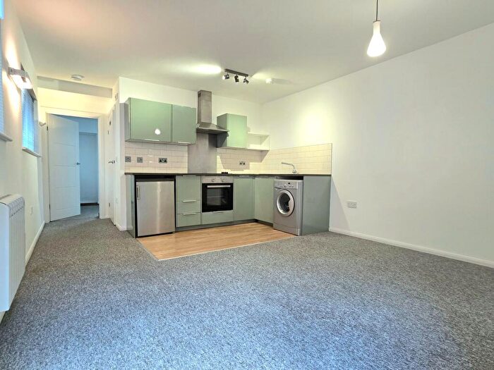1 Bedroom Apartment To Rent In Victoria Road, Farnborough, GU14