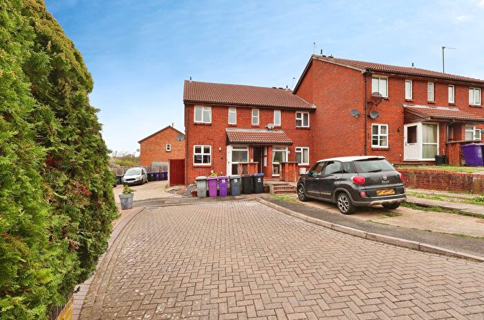 1 Bedroom Flat For Sale In Sanderling Close, Letchworth, SG6