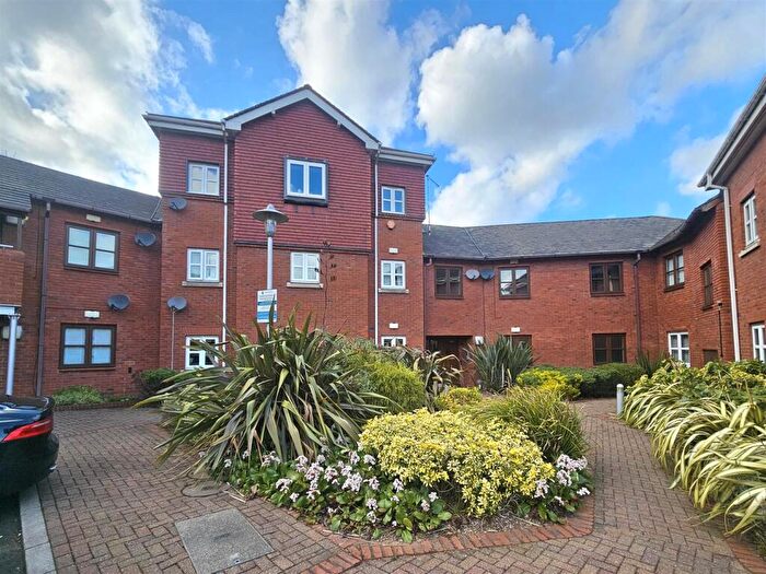 2 Bedroom Apartment For Sale In Old Hall Gardens, Shirley, Solihull, B90