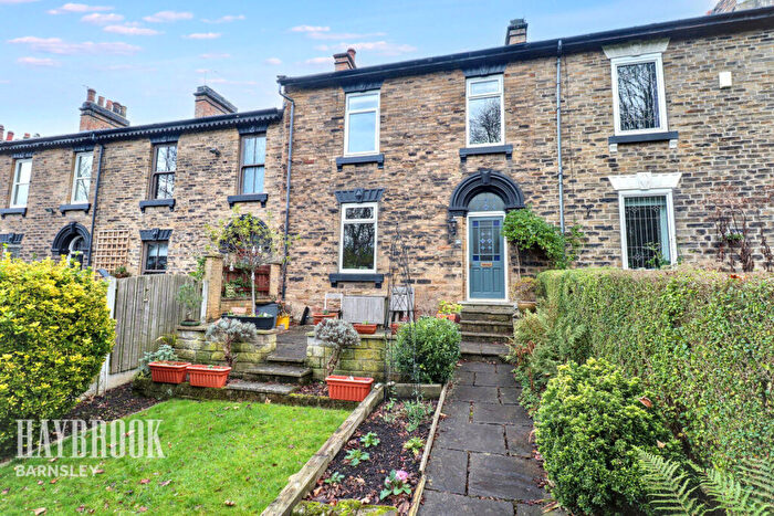 3 Bedroom Terraced House For Sale In West View, Barnsley, S70