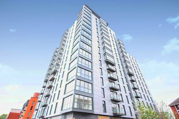 2 Bedroom Flat To Rent In Slough Station, Lexington Apartments, SL2