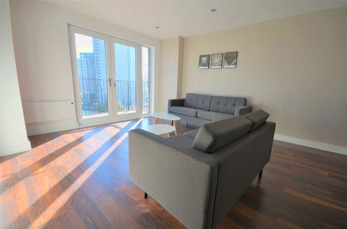 2 Bedroom Apartment To Rent In Wilburn Basin, Salford, Greater Manchester, M5