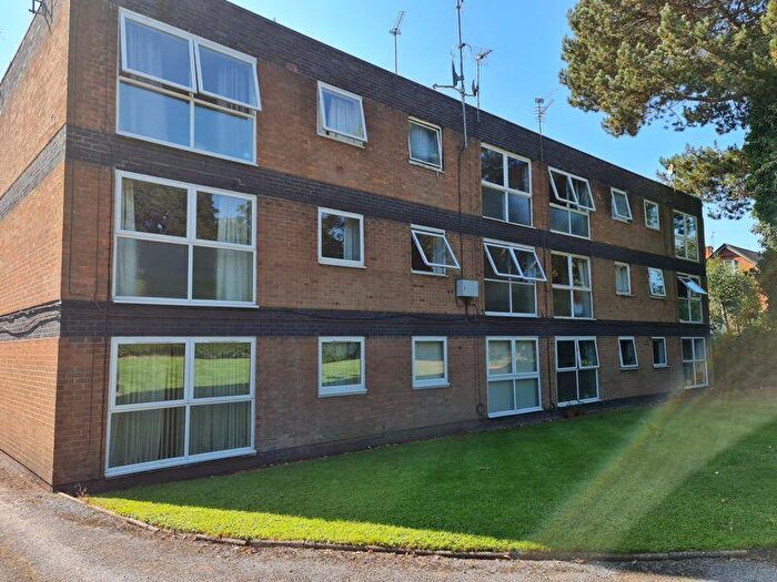 1 Bedroom Flat To Rent In Middleton Hall Road, Kings Norton, Birmingham, B30