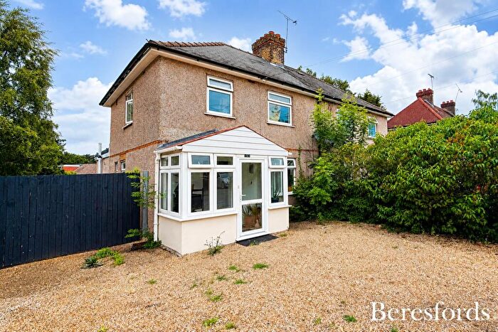 3 Bedroom Semi-Detached House To Rent In Costead Manor Road, CM14