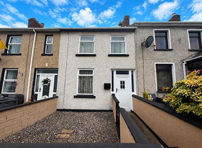 2 Bedroom Mid Terraced House For Sale In Roulston Avenue, L'Derry, BT47