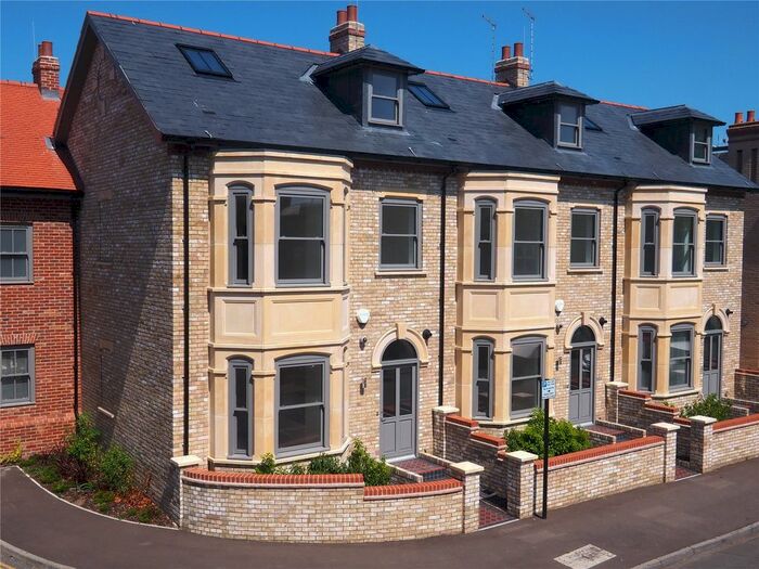 4 Bedroom Property To Rent In Humberstone Road, Cambridge, Cambridgeshire CB4