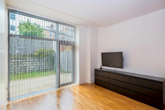 1 Bedroom Flat To Rent In Weststand Apartments, Highbury Stadium Square, Highbury, N5