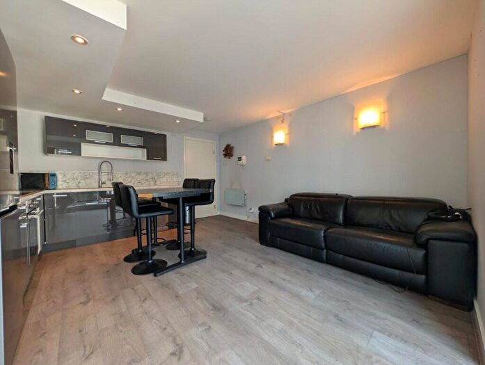 2 Bedroom Apartment To Rent In Paradise Street, Birmingham, Birmingham, B1