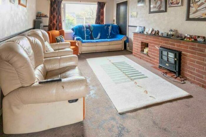 3 Bedroom End Of Terrace House For Sale In Berwick Avenue, Derby, Derby, Derbyshire, DE21