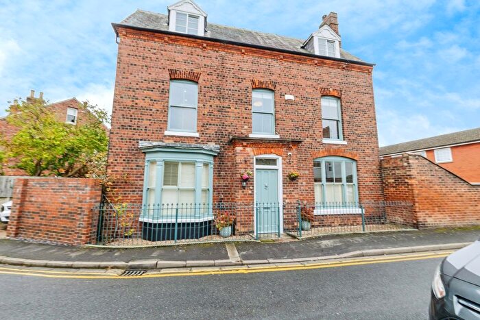 3 Bedroom Detached House For Sale In Mill Road, Lincoln, Lincolnshire, LN1