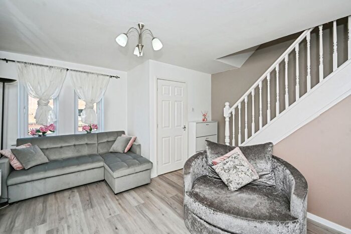 3 Bedroom Semi-detached House For Sale In Siddow Common, Leigh, WN7