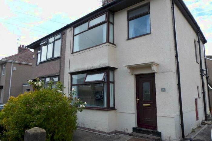 3 Bedroom Semi-Detached House To Rent In Bateman Road, Morecambe, LA4