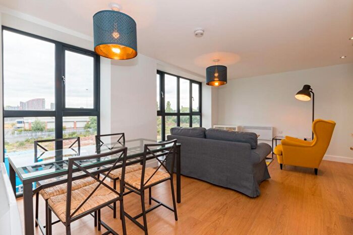 3 Bedroom Penthouse To Rent In Block C, Victoria Riverside, Atkinson Street, Leeds, LS10