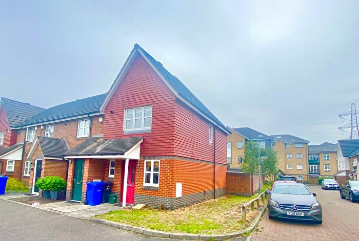 2 Bedroom Property To Rent In Chafford Hundred, Grays, RM16