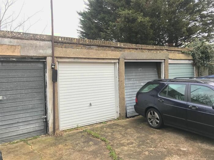 Property For Sale In Shakespeare Drive, WestcliffOnSea, SS0