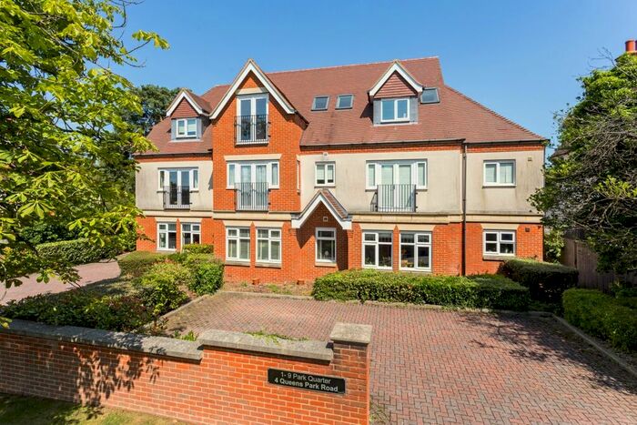 2 Bedroom Flat To Rent In Queens Park Road, Caterham, CR3