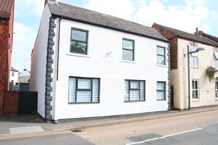 4 Bedroom Detached House For Sale In High Street, Crowle, North Lincolnshire, DN17