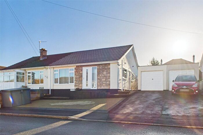 2 Bedroom Bungalow For Sale In Somer Avenue, Midsomer Norton, Radstock, Somerset, BA3