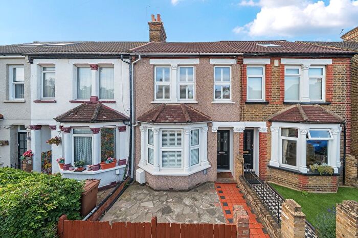 3 Bedroom Terraced House To Rent In Izane Road, Bexleyheath, DA6