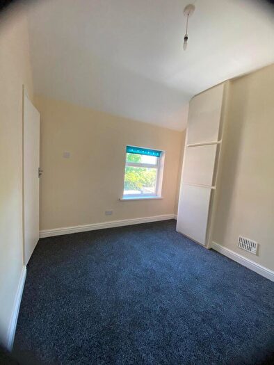 2 Bedroom Terraced House To Rent In Doncaster, DN12