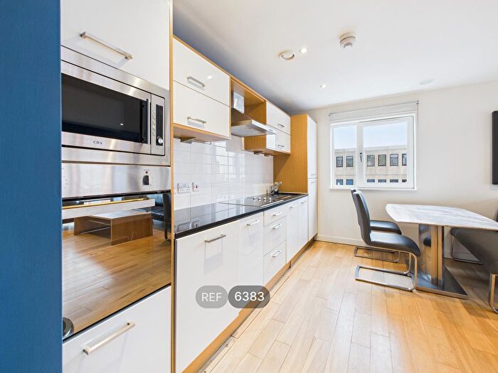 1 Bedroom Flat To Rent In The Sawmill, Dock Street, HU1