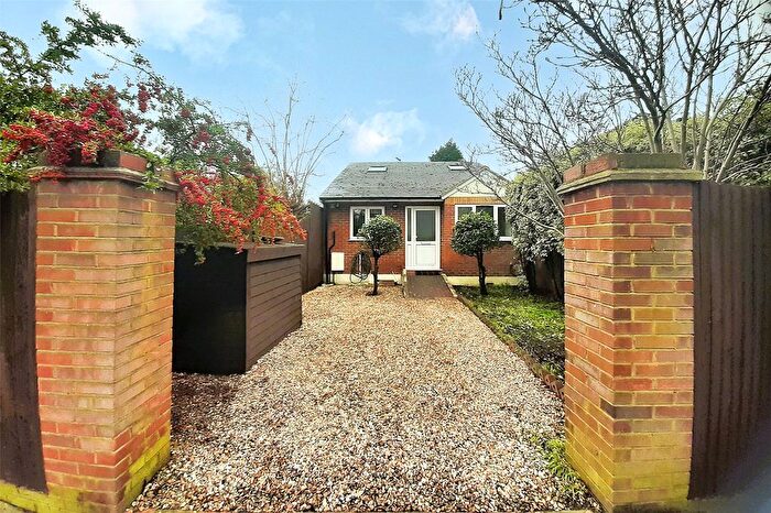 3 Bedroom Bungalow For Sale In Tudor Avenue, Hampton, TW12
