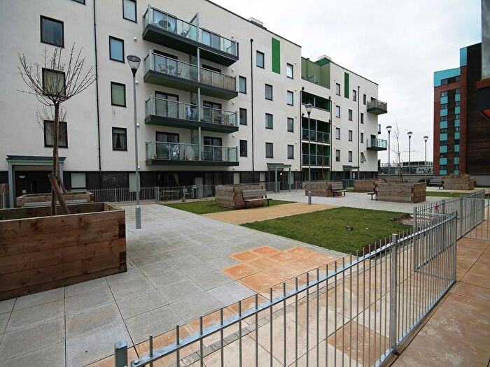 1 Bedroom Flat To Rent In Priory Court, Essex, Romford, RM7