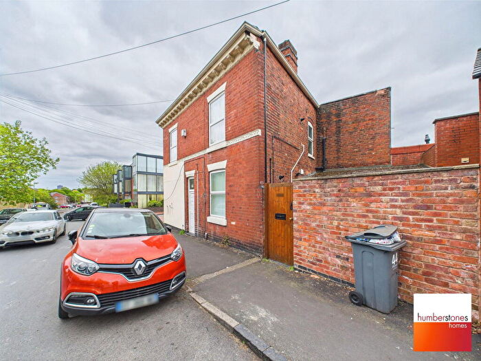 1 Bedroom Flat To Rent In Raglan Road, Smethwick, B66