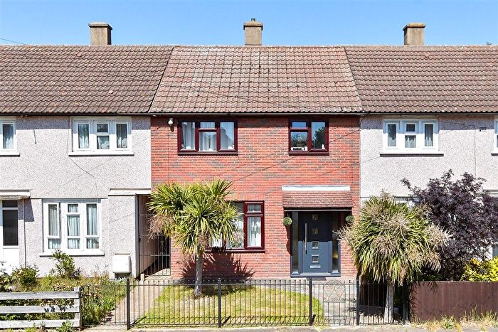 3 Bedroom Terraced House For Sale In Annalee Road, South Ockendon, Essex, RM15