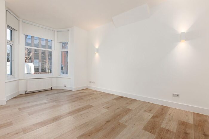 1 Bedroom Flat To Rent In Cricklewood Lane, London, NW2