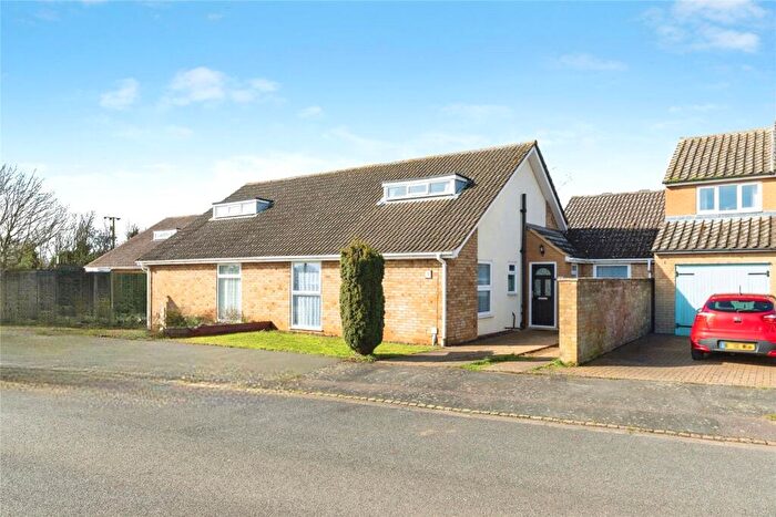 5 Bedroom Bungalow For Sale In The Lawns, Everton, Sandy, Bedfordshire, SG19