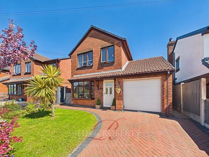 3 Bedroom Detached House For Sale In Ffordd Ogwen, Bryn-Y-Baal, Mold, CH7