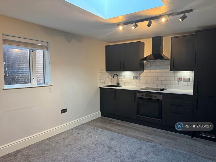 1 Bedroom Flat To Rent In Hall Gate, Doncaster, DN1