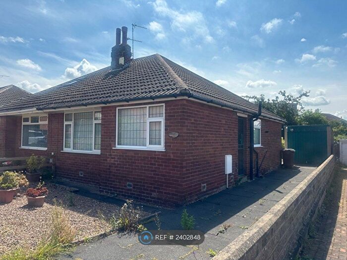 2 Bedroom Bungalow To Rent In Temple Lea, Leeds, LS15