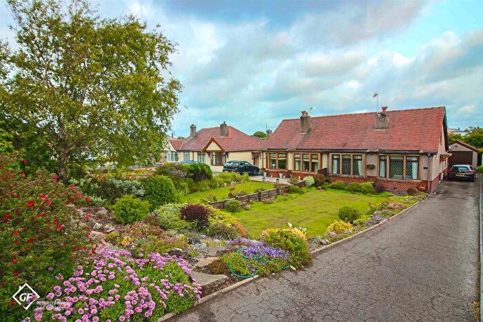 3 Bedroom Semi-Detached Bungalow For Sale In Heysham Road, Heysham, LA3