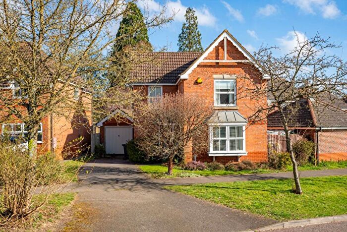 3 Bedroom Detached House For Sale In Princess Diana Drive, St. Albans, Hertfordshire, AL4