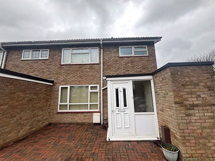 3 Bedroom End Of Terrace House For Sale In Brook Road, Marston Moretaine, Bedford, Bedfordshire, MK43