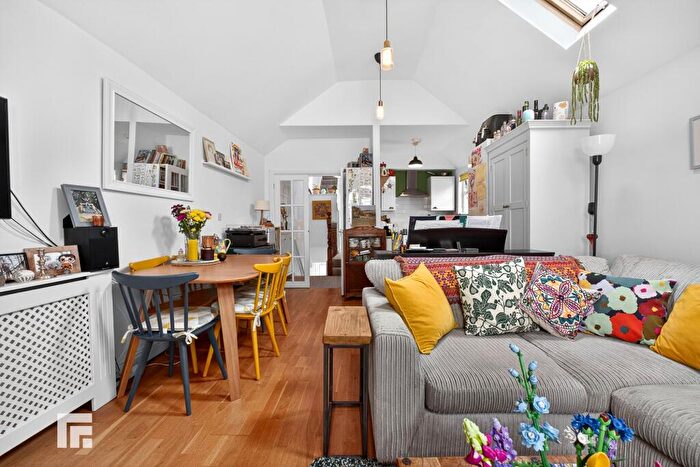 2 Bedroom Apartment For Sale In Brunswick Street, Canton, CF5