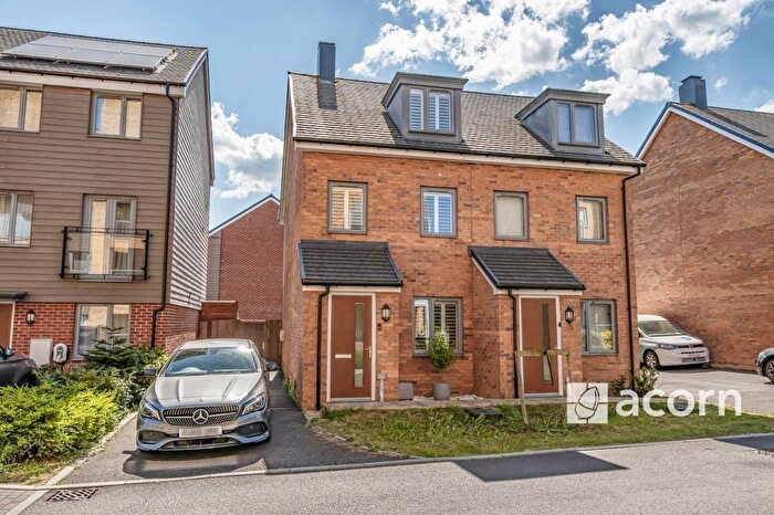 3 Bedroom Semi-Detached House To Rent In Discovery Drive, Swanley, BR8