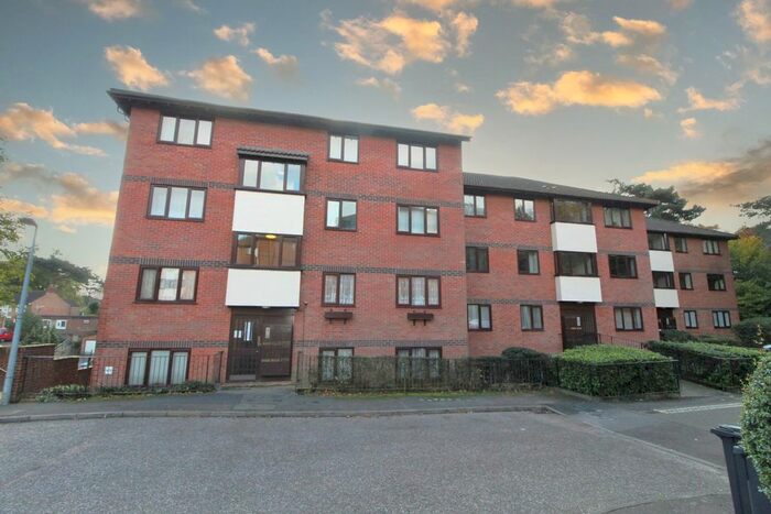 1 Bedroom Flat To Rent In Oakstead Close, Ipswich, IP4