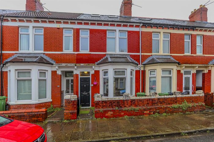 3 Bedroom Property To Rent In Brithdir Street, Cathays, Cardiff, CF24