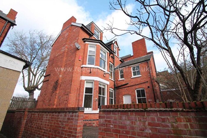 5 Bedroom Flat To Rent In Derby Road, Lenton, Nottingham, NG7