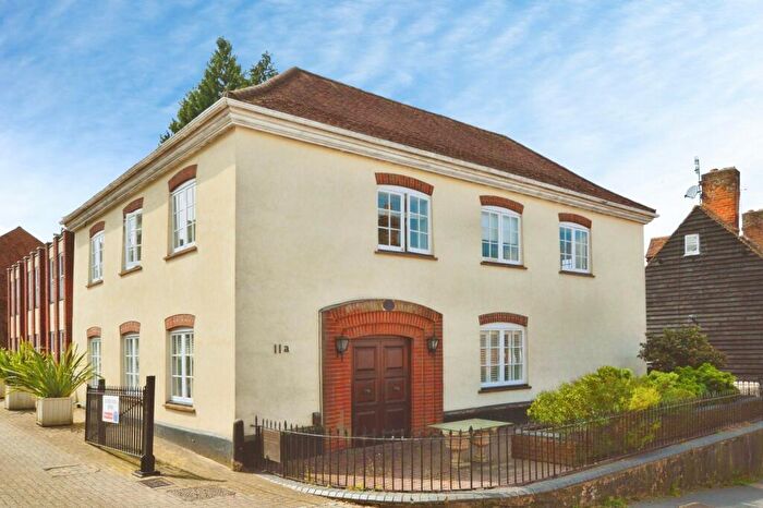 2 Bedroom Flat To Rent In Lower Dagnall Street, St Albans, AL3