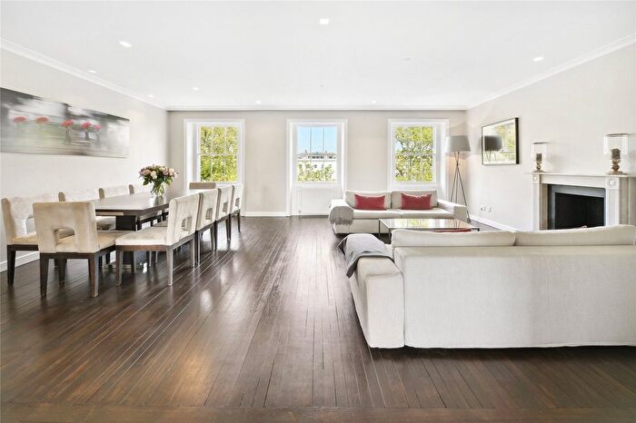 3 Bedroom Flat To Rent In Warwick Square, Pimlico, SW1V